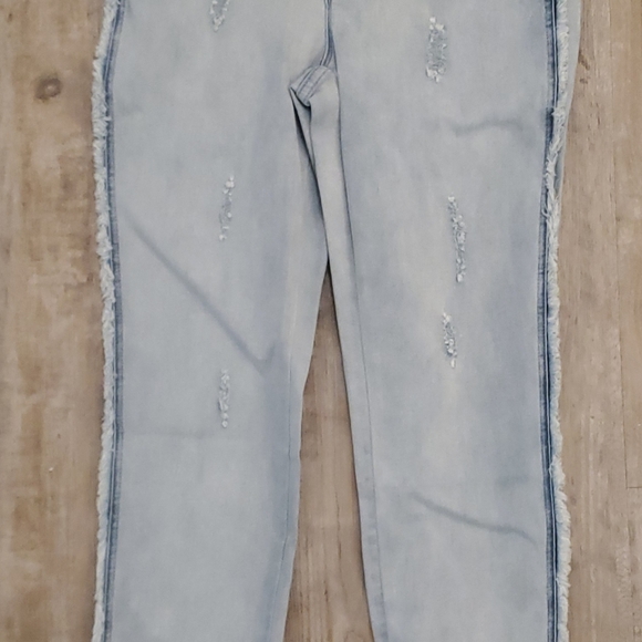 AZI Full Length Jeans with Fringe NWT - Picture 2 of 4